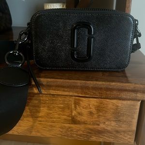 Marc Jacobs Snapshot